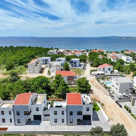 Marie Villa